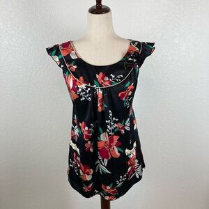 Bebe SS floral baby doll black silk blouse women’s M flutter sleeve rosette  ￼